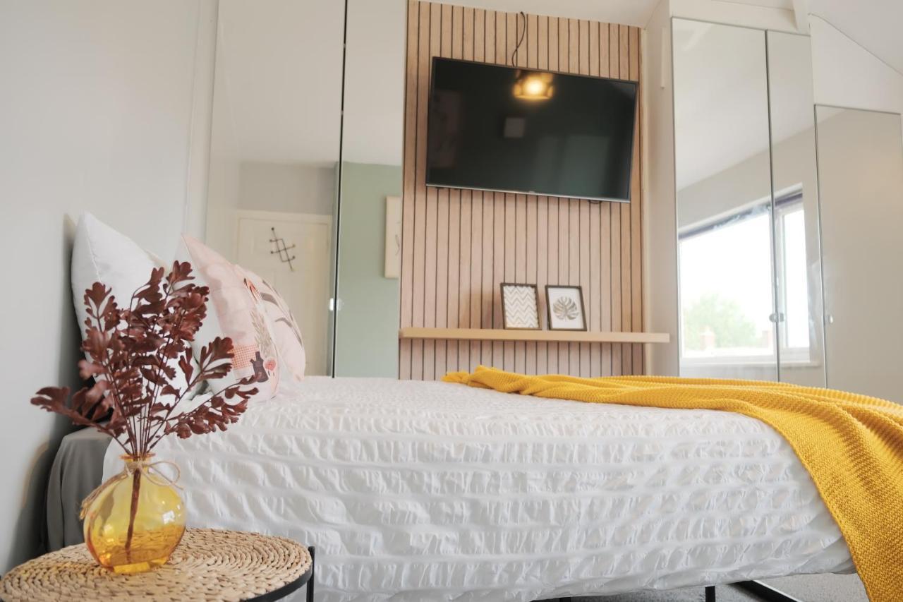 Bee Stays - Northway House Warrington  Ngoại thất bức ảnh